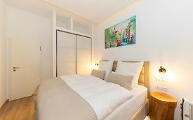 Destino City Apartments By Belmont Realty